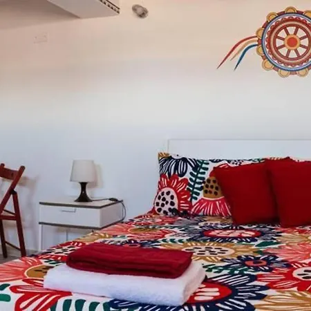 Attico In Pieno Centro Storico Di Διαμέρισμα *